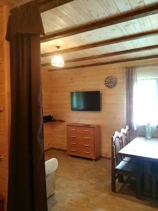 Дома для отпуска Guest House Pisnya Karpat Сколе Дом с 2 спальнями-19